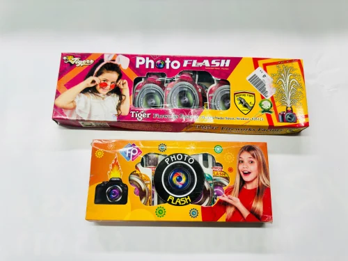 Photo Flash Red or Green